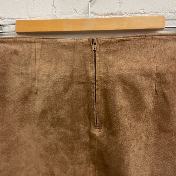RW&CO - Tan Suede Mini Skirt - Picture 5 of 6